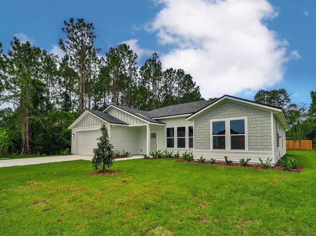 6 Lindberg Pl, Palm Coast FL  32137-9548 exterior