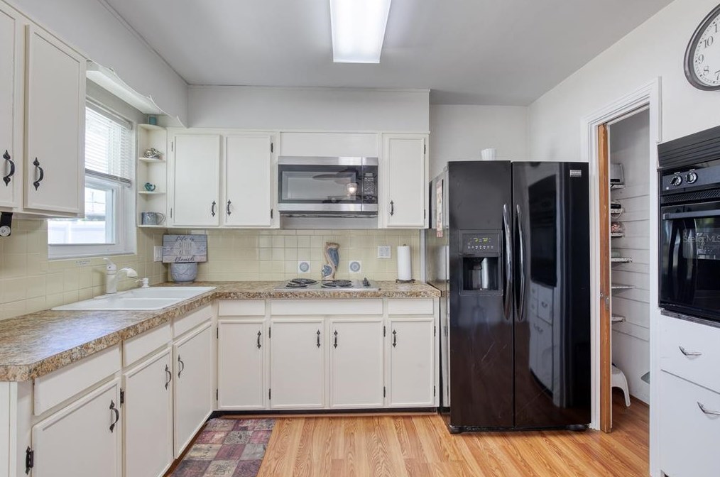 47 Sandra Dr, Ormond Beach FL  32176-3120 exterior