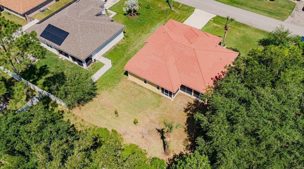 50 Persimmon Dr, Palm Coast FL  32164-7450 exterior