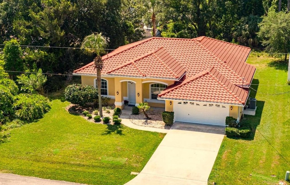 50 Persimmon Dr, Palm Coast FL  32164-7450 exterior