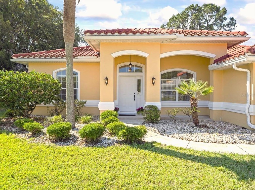 50 Persimmon Dr, Palm Coast FL  32164-7450 exterior
