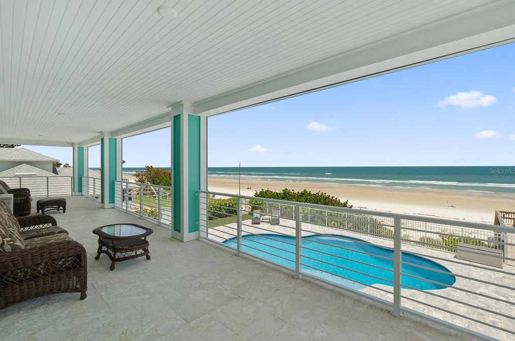 4711 Atlantic Ave, Daytona Beach FL 32127-7103 exterior