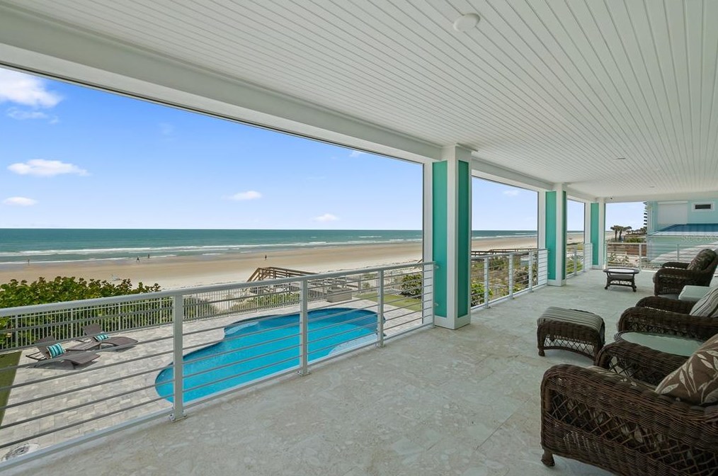 4711 Atlantic Ave, Daytona Beach FL 32127-7103 exterior