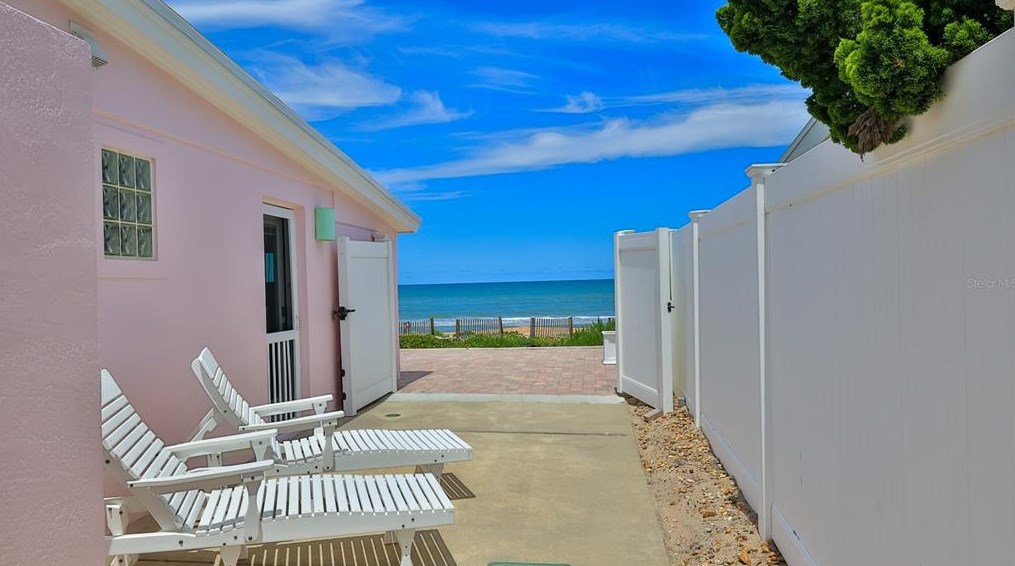 7 Ocean View Dr, Ormond Beach FL  32176-3614 exterior