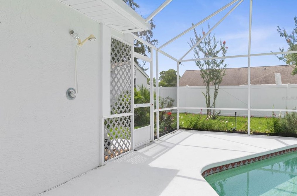 3 Woodhill Pl, Palm Coast FL  32164-7920 exterior