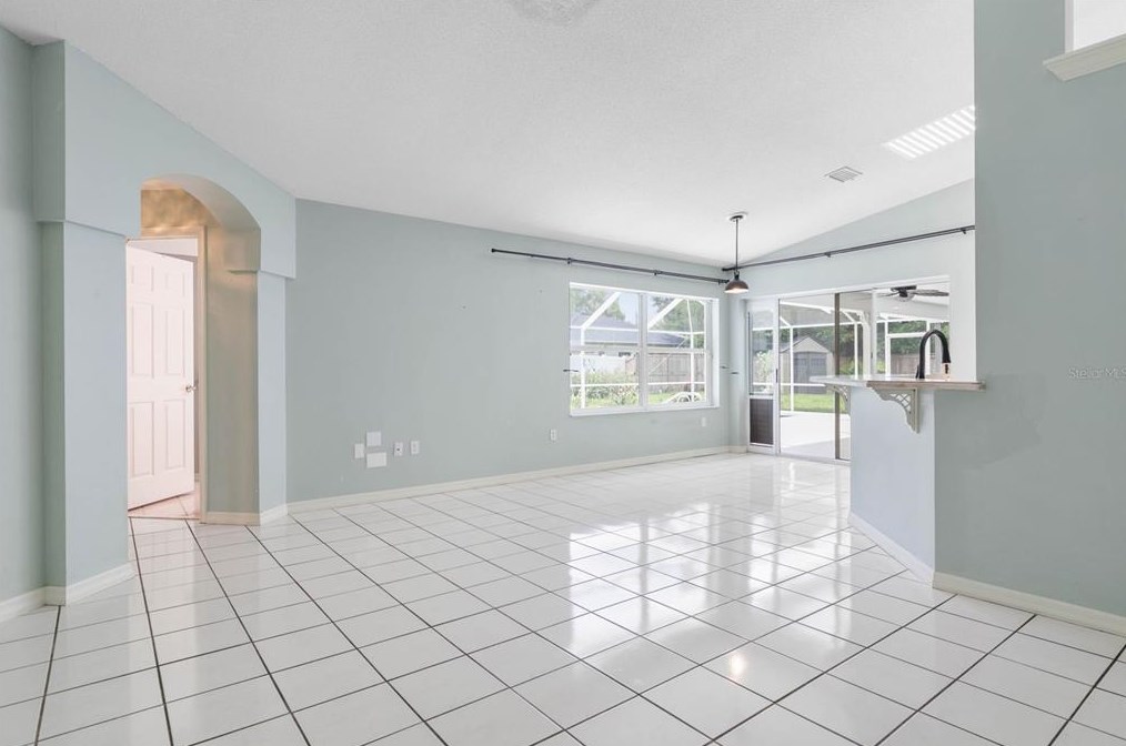 3 Woodhill Pl, Palm Coast FL  32164-7920 exterior