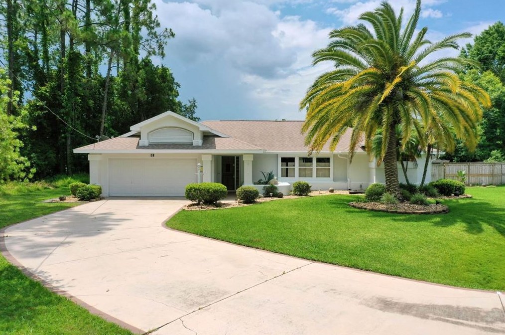 3 Woodhill Pl, Palm Coast FL  32164-7920 exterior