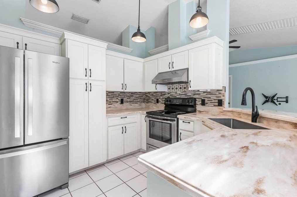 3 Woodhill Pl, Palm Coast FL  32164-7920 exterior