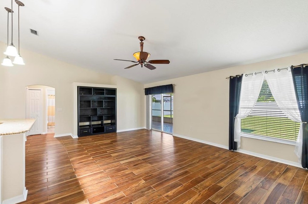 11 Ballard Ln, Palm Coast FL  32137-8855 exterior