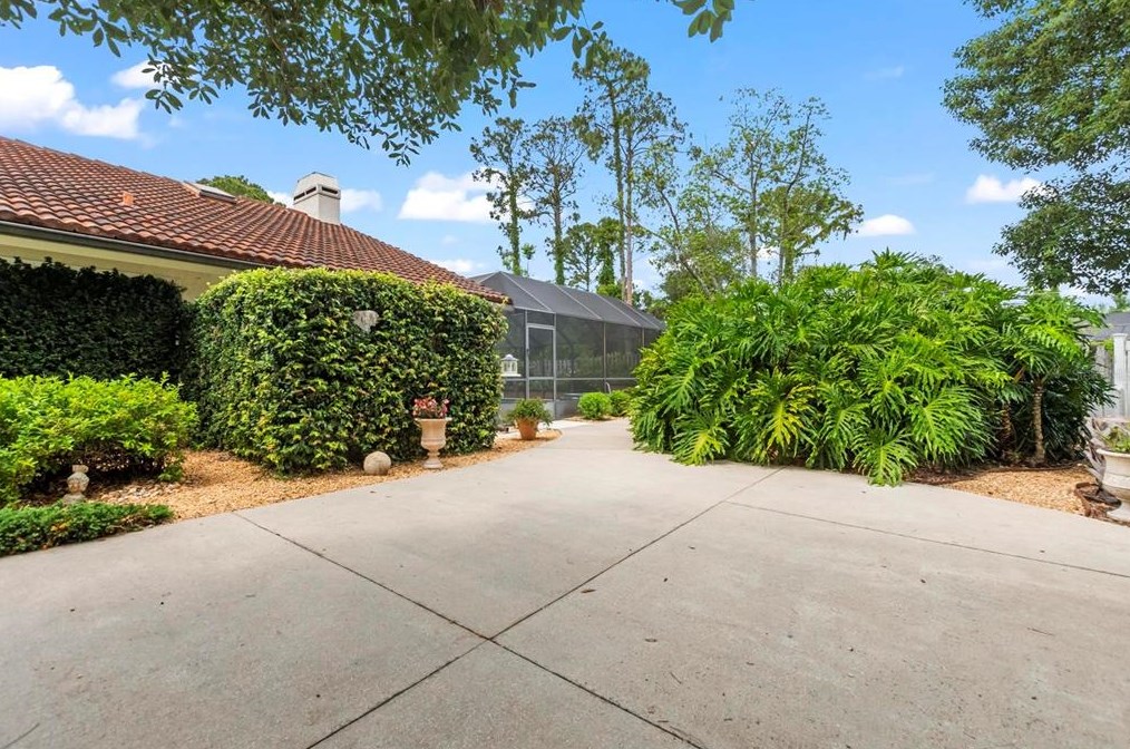 69 Westbrook Ln, Palm Coast FL  32164-7816 exterior