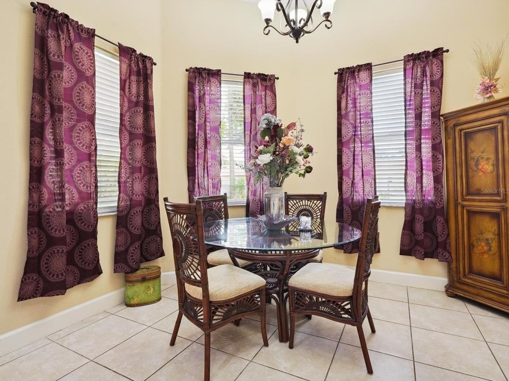 15 Poppy Ln, Palm Coast FL  32164-6741 exterior