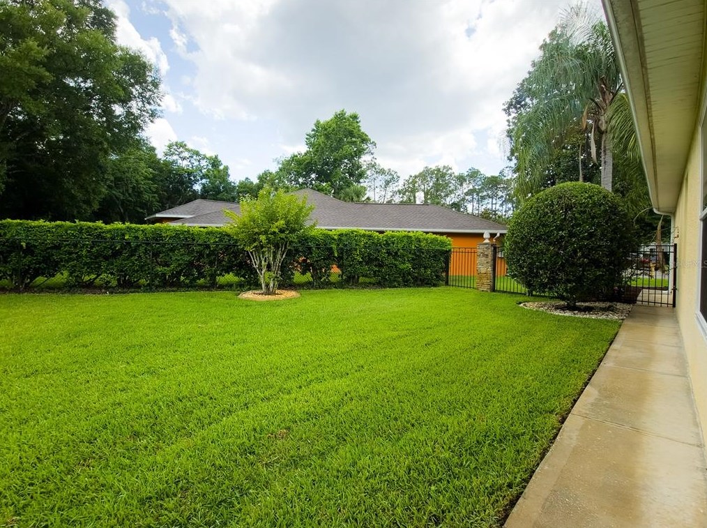 7 Edgemont Pl, Palm Coast FL  32164-6325 exterior