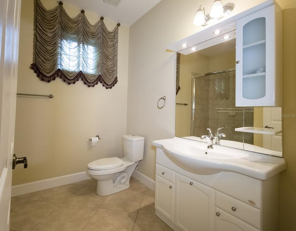 7 Edgemont Pl, Palm Coast FL  32164-6325 exterior