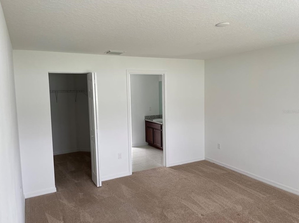 12 White Dove Ln, Palm Coast FL  32164-7247 exterior