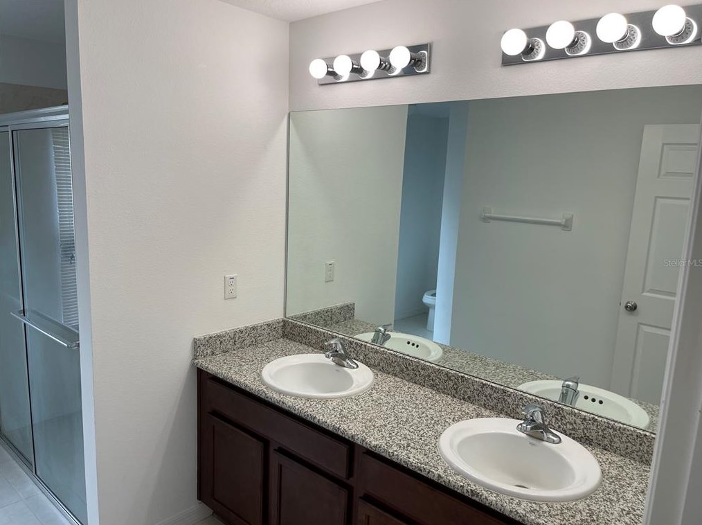 12 White Dove Ln, Palm Coast FL  32164-7247 exterior