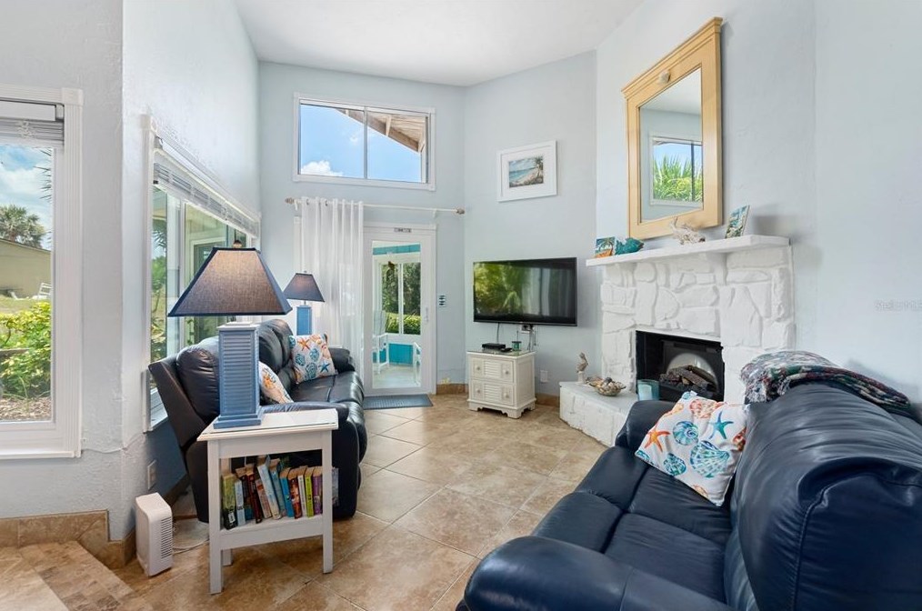 3587 Central Ave, Flagler Beach FL  32136-4131 exterior