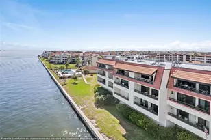 103 1st St E, Saint Petersburg, FL 33715 - Photo 3