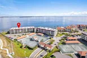 103 1st St E, Saint Petersburg, FL 33715 - Photo 5