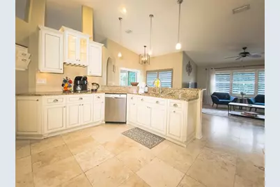 32 Woodward Lane, Palm Coast, FL 32164 - Photo 5