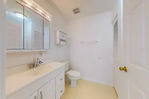 5300 N Ocean Shore Blvd, Palm Coast, FL 32137 - Photo 21