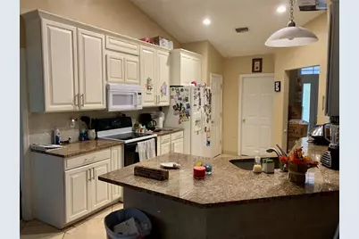 3 Lemay Place, Palm Coast, FL 32137 - Photo 9