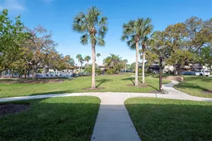 48 Club House Dr, Palm Coast, FL 32137 - Photo 31