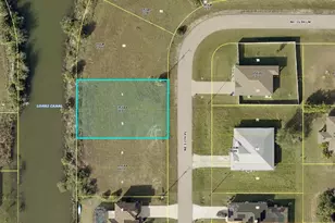 3624 NE 17th Pl, Cape Coral, FL 33909 - Photo 3