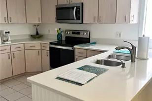 10 Oakmont Ct, Palm Coast, FL 32137 - Photo 7