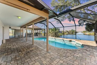 21 Comet Court, Palm Coast, FL 32137 - Photo 11