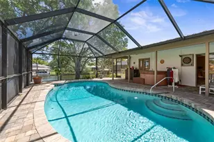 21 Comet Ct, Palm Coast, FL 32137 - Photo 9