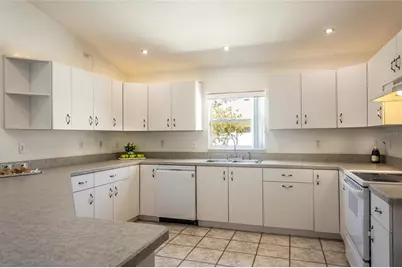 21 Utrillo Place, Palm Coast, FL 32164 - Photo 5