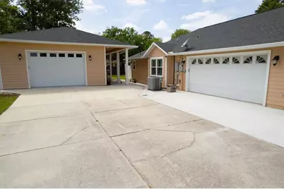 103 Stephanie Street, Palatka, FL 32177 - Photo 3