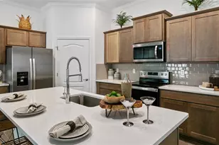 105 Green Cir, Palm Coast, FL 32164 - Photo 9