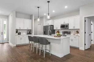 27 Palmer Ln, Palm Coast, FL 32164 - Photo 3