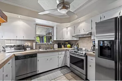 20 Crescent Court N, Palm Coast, FL 32137 - Photo 3