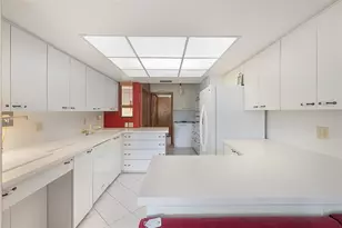 55 Village Cir, Palm Coast, FL 32164 - Photo 15