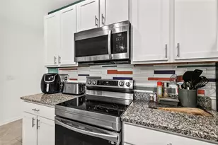 24 Beacon Mill Ln, Palm Coast, FL 32137 - Photo 5