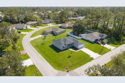 52 Pershing Lane, Palm Coast, FL 32164 - Photo 5