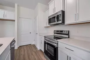 52 Pershing Ln, Palm Coast, FL 32164 - Photo 9