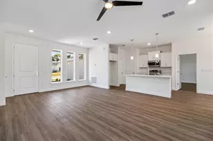 52 Pershing Ln, Palm Coast, FL 32164 - Photo 7