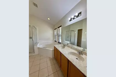 38 Shinnecock Drive, Palm Coast, FL 32137 - Photo 11