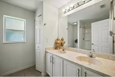 37 Lindsay Drive, Palm Coast, FL 32137 - Photo 31