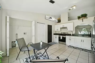 37 Lindsay Drive, Palm Coast, FL 32137 - Photo 15