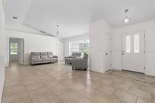 23 Pennfield Ln, Palm Coast, FL 32164 - Photo 3