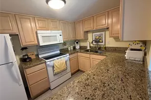 54 Club House Dr, Palm Coast, FL 32137 - Photo 7