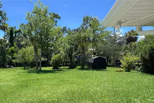 8 Emily Pl, Palm Coast, FL 32137 - Photo 25