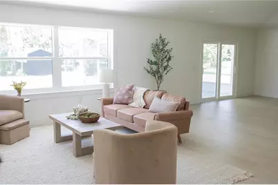 8 Emily Place, Palm Coast, FL 32137 - Photo 5