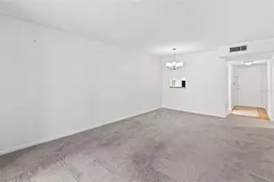 640 N Nova Rd, Ormond Beach, FL 32174 - Photo 9