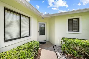 39 Lake Forest Pl, Palm Coast, FL 32137 - Photo 9