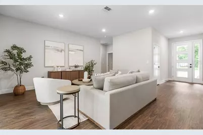 140 Belleaire Drive, Palm Coast, FL 32137 - Photo 3